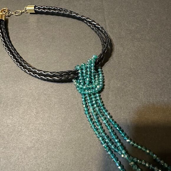 Amrita Singh Teal-Green Noho Evening Choker - Picture 6 of 7